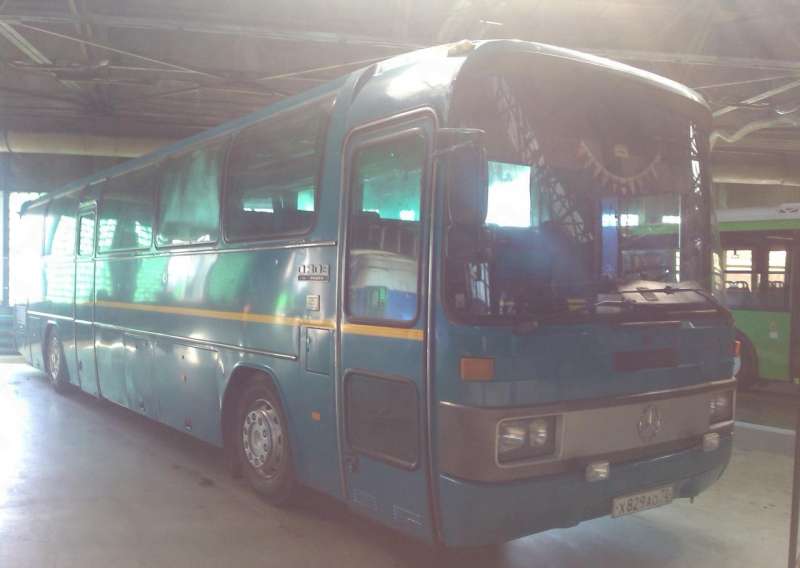 Автобус Мерседес-Бенц-0303, пробег-891000,1995г.в