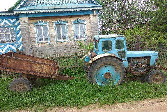 Купить трактор на авито в пензенской области. Т-40 (трактор). Трактор т-40 ам с телегой. Трактор т40 Татарстан. Т40 трактор с телегой спереди.