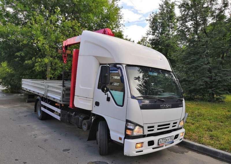 Исузу nqr75. Isuzu nqr75. Манипулятор Исузу nqr75. Isuzu NQR 71 манипулятор. Исузу nqr75 2010.