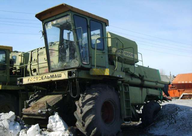 Зерноуборочный комбайн дон - 1200Б в Кемерово – Цена, Фото