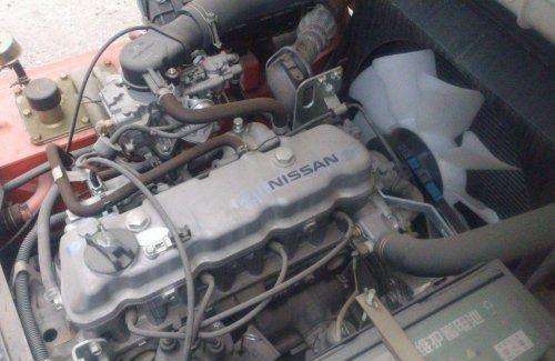 Бензиновый погрузчик 2000 кг Heli CPQD20 Двигатель NISSAN K21 Высота подъёма 4,8м