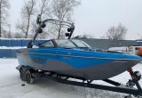 Катер буксировщик Malibu 23 LSV