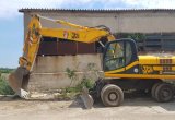 Продам колесный трактор jcb js 200w