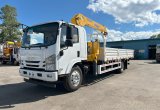 Грузовик Isuzu 4x2 с двигателем 139 кВт КМУ 5 т