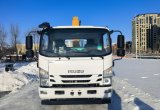 Бортовой грузовик Isuzu Elf с КМУ XCMG, 2025 (4x2)