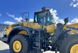 Фронтальный погрузчик Komatsu WA500-8