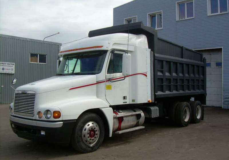 Самосвал freightliner FLC120