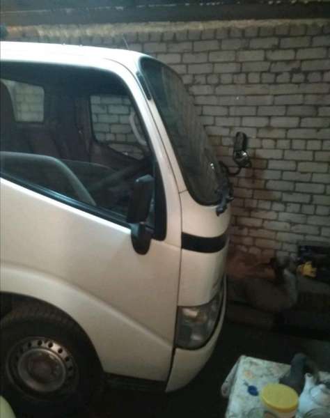 Toyota dyna 2006г бортовой грузовик