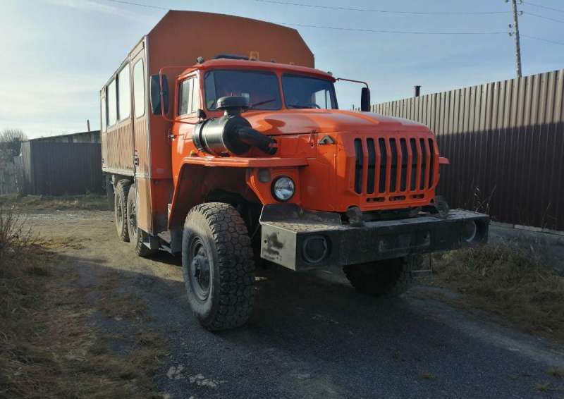 Продам Урал вахтовый 238