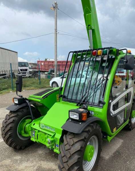 Телескопический погрузчик Merlo P 27.6 Top, 2022