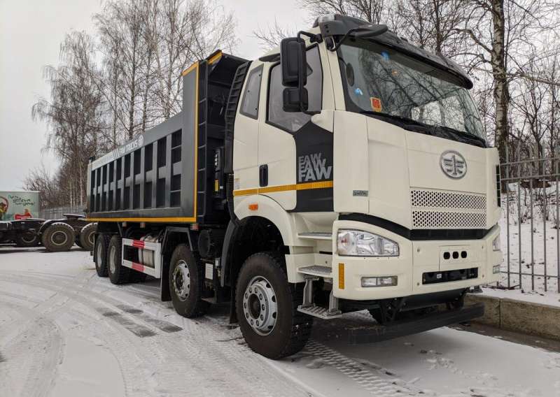 Самосвал FAW J6 3310 8x4