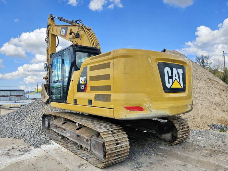 Экскаватор гусеничный CAT 320 2018 года с НДС