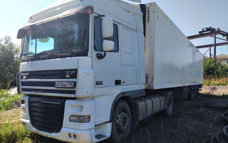 Даф 105 2008. Даф 105 сцепка реф. Жесткая сцепка DAF 105. Сцепка рефрижератор.