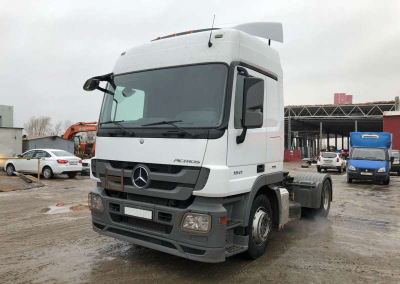Тягач Mercedes Benz Actros 1841 LS