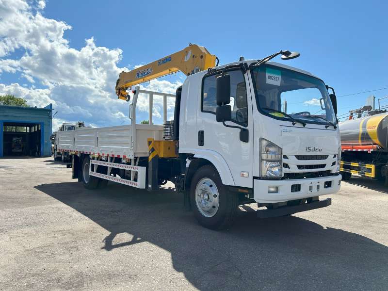 Isuzu 4х2 139kw со спальником гп 6 тонн, КМУ гп 5 тонн