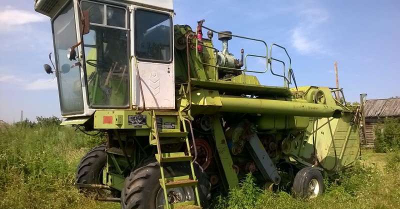 Продаю комбайн Енисей-1200