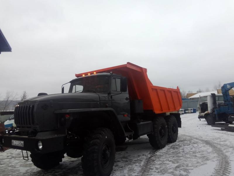 Карьерный самосвал Урал 55571 савок в Тюмени