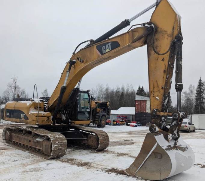 Экскаватор гусеничный Катерпиллер 336DL, 2013 г