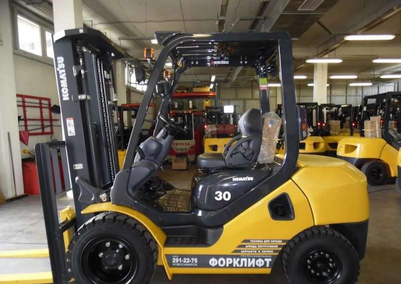 Komatsu FD30T-17 2018