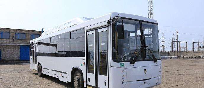 Пригородный газовый автобус нефаз 45 мест