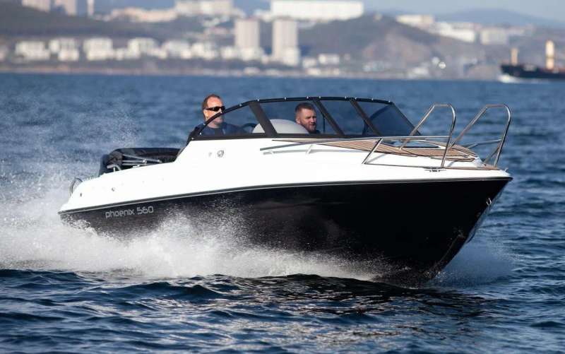 Катер Феникс спэв 560, мотор лодочный Suzuki DF140