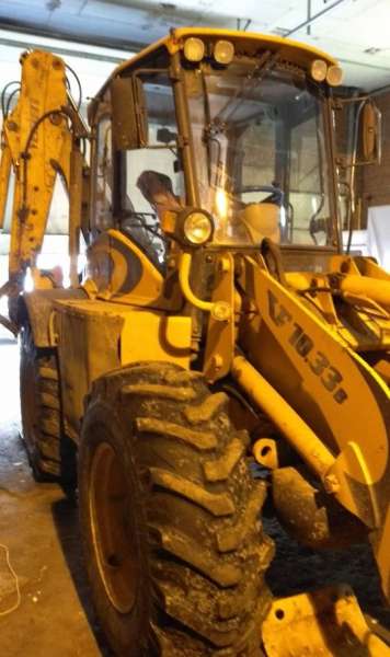 Экскаватор-погрузчик venieri VF 10.33 b