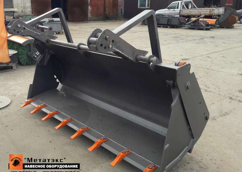 Перекидные вилы для экскаватора-погрузчика JCB 3CX