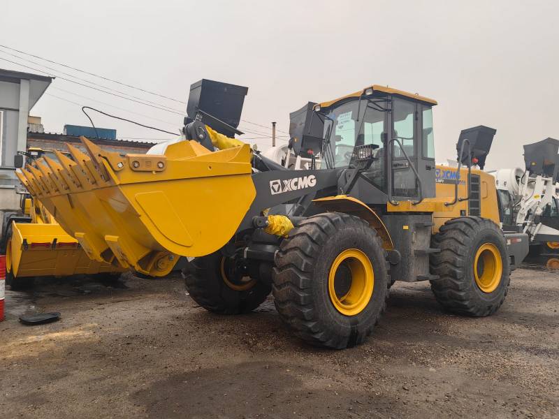 Фронтальный погрузчик XCMG ZL50FV