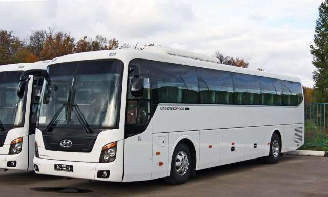 Туристический автобус hyundai Universe Luxury