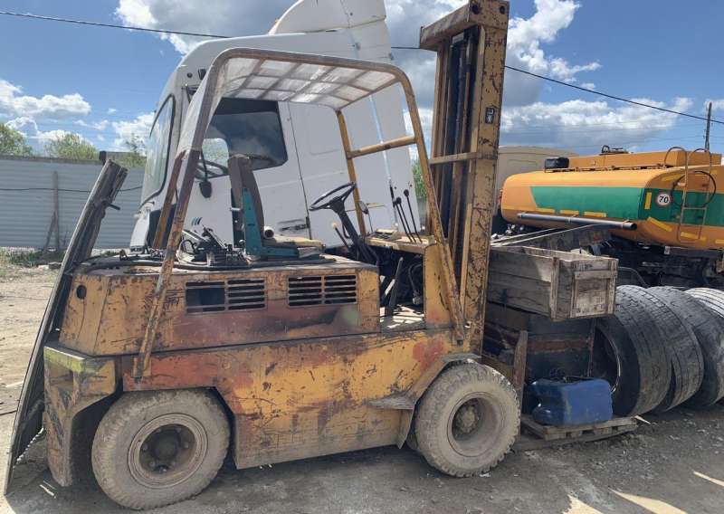 Вилочный погрузчик Балканкар дв-1733