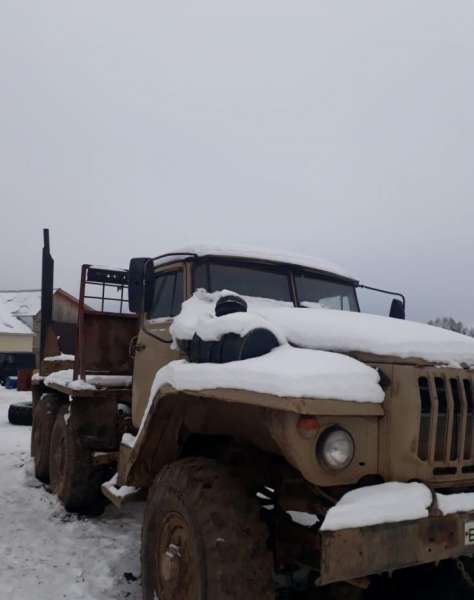 Урал 4320 лесовоз