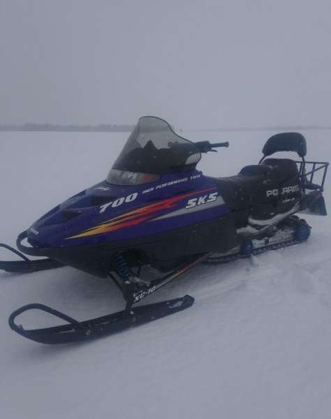 Продам снегоход polaris sks 700