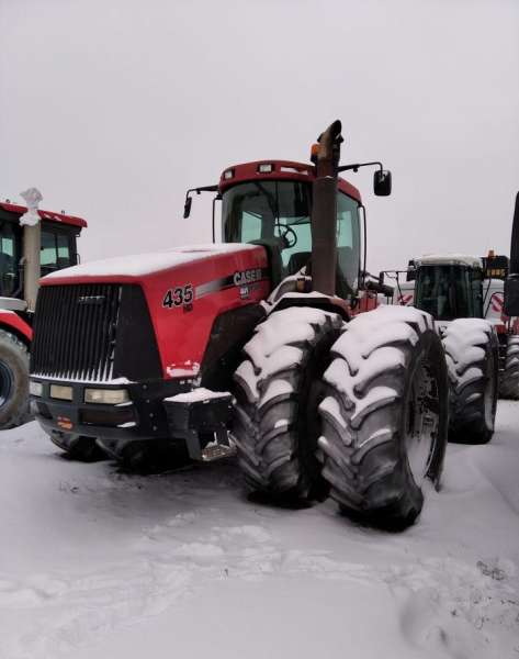 Трактор колесный case 435 Кейс