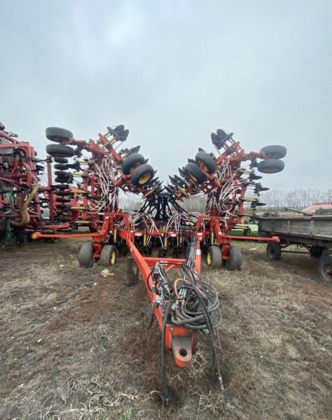 Сеялка зерновая Bourgault 5710-50