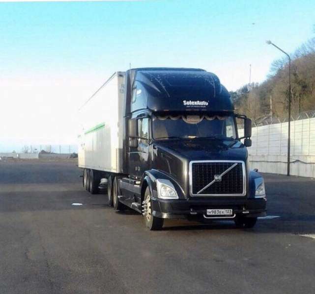 Volvo Vnl 670