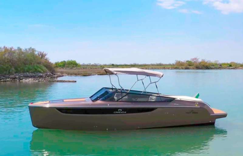 Яхта Cranchi E26 Classic
