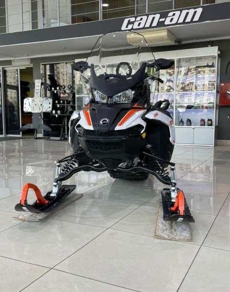 Снегоход BRP Lynx 49 Ranger 900 ACE