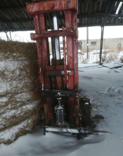 Стрела болгарского погрузчика 2 т,5 м