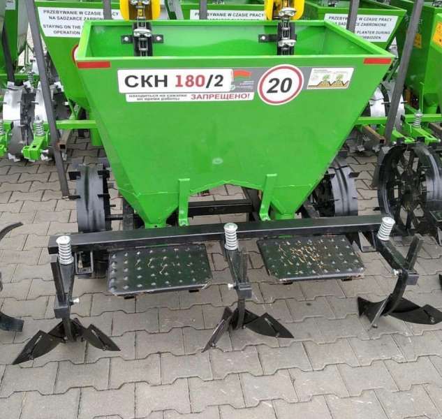 Картофелесажалка навесная скн180/300 Беларусь UH-2