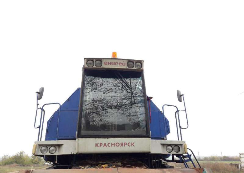 Комбайн зерноуборочный "Енисей 958"