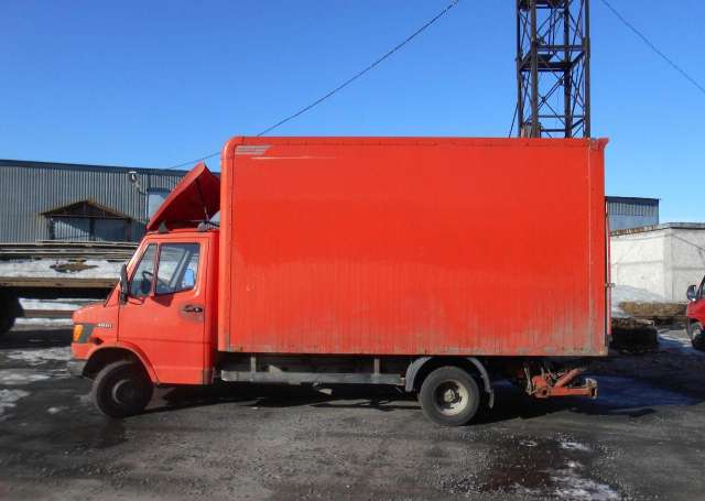 Фургон на шасси Merscedes-Benz Т1 410D 1989 года выпуска, особенности эксплуатации