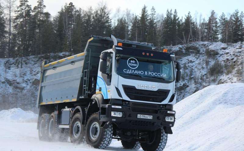 Карьерный самосвал Iveco-AMT 753910-10