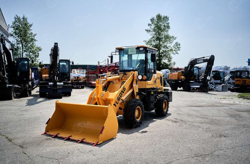 Фронтальный погрузчик Yugong ZL20 быстросъем
