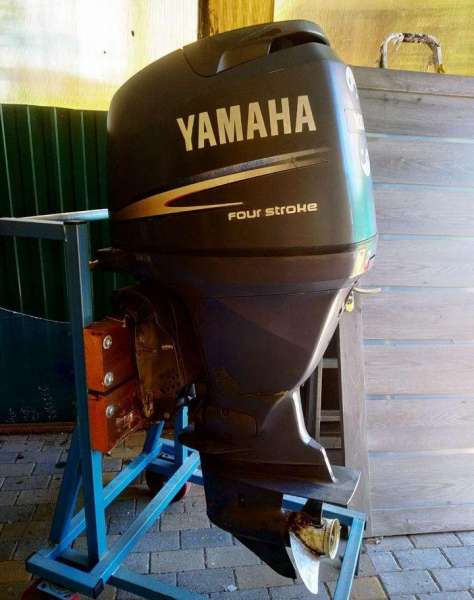 Лодочный Мотор yamaha 100