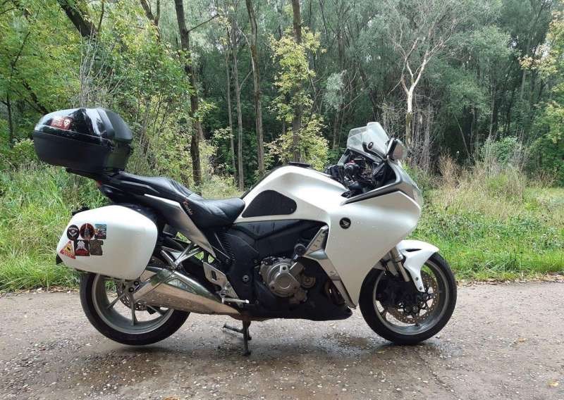 Honda VFR1200FD