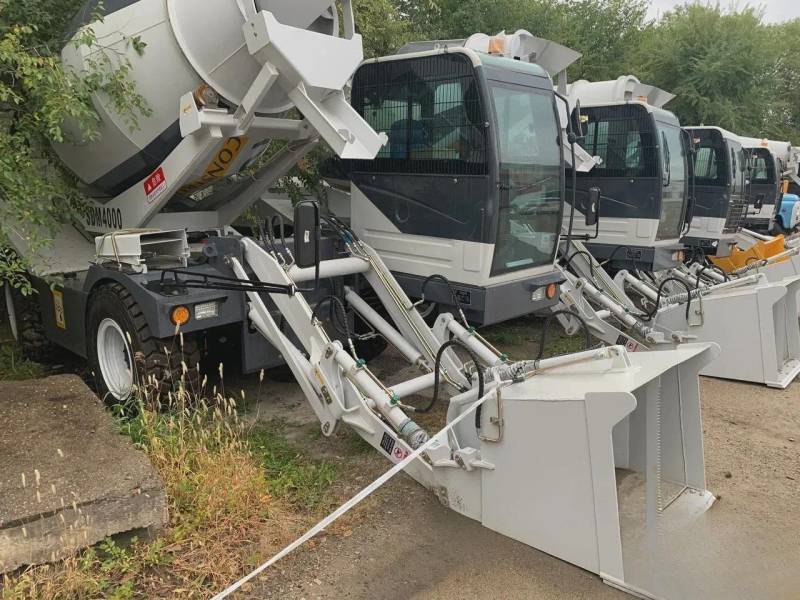 Автобетоносмеситель Yugong SDM4000, 2024