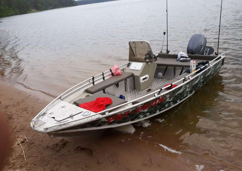 Катер Grizzly 430 с мотором Yamaxa 25 4t