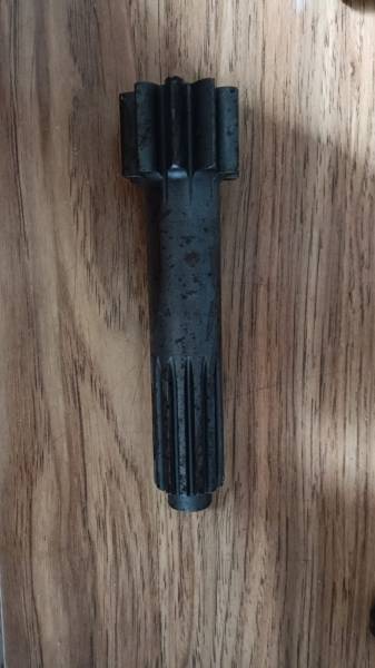 Вал-шестерня редуктора хода ZTM18 TM18