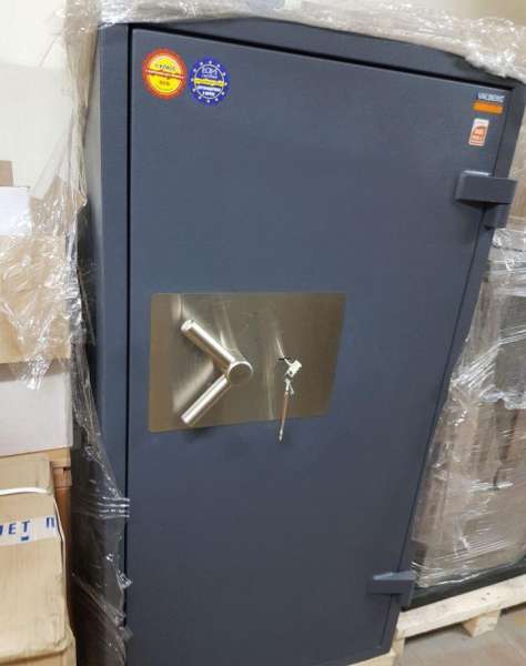 Сейф Гарант Евро 133Т