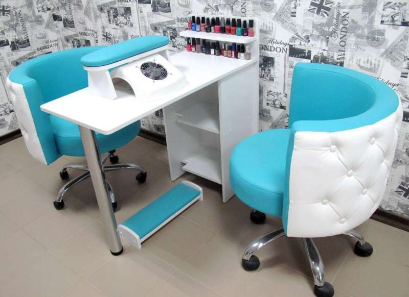 Маникюрный складной стол №2